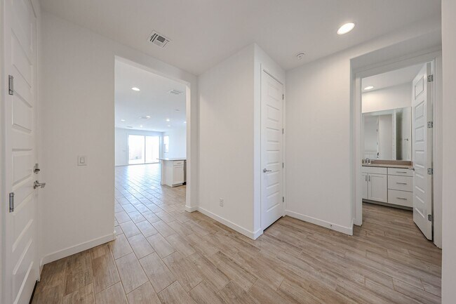Building Photo - COMING SOON!! Recently built 5-Bedroom Home in Goodyear with Upgrades & Resort-Style Amenities