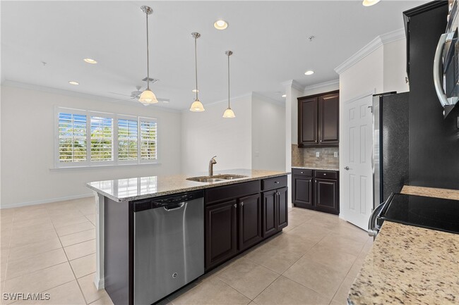 Building Photo - 8531 Violeta St