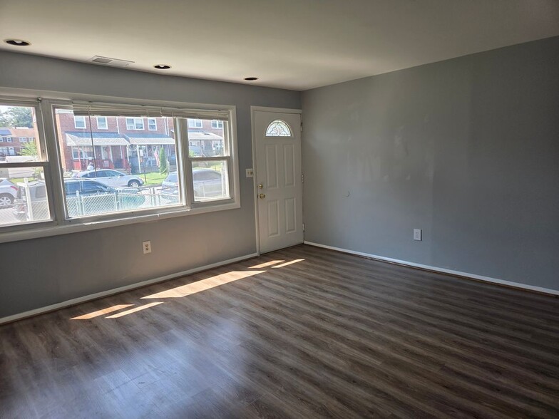 Building Photo - 4447 Norfen Rd