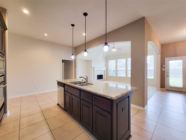 Building Photo - 2886 Tuscania Ln