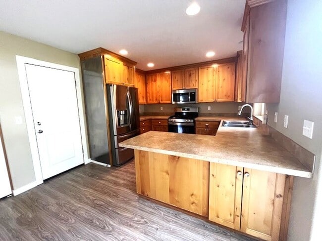 Building Photo - Coming Soon!  Charming 3 Bedroom / 2.5 Bat...