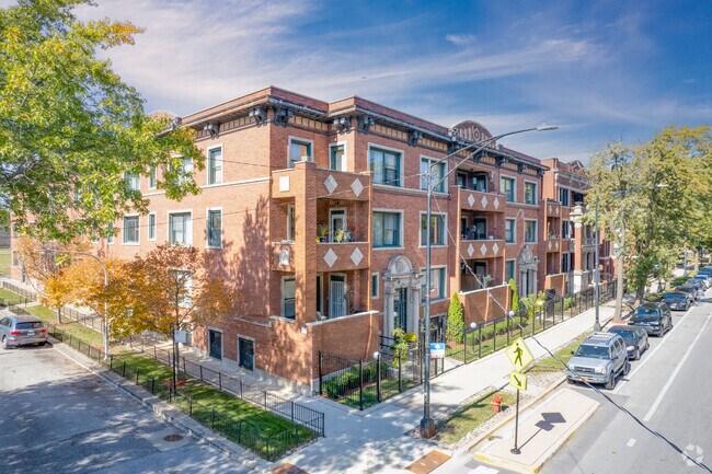 Primary Photo - Parkville Condominiums