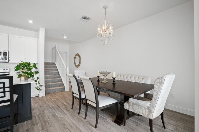 Building Photo - 3550 NW Solange Ct