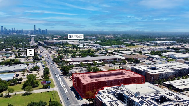 Building Photo - 4315 S Congress Ave