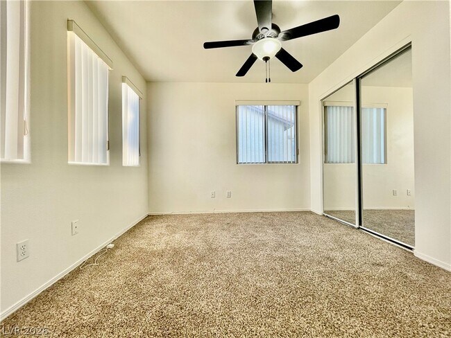 Building Photo - 11901 Fairfax Ridge St