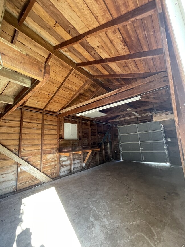 Building Photo - 708 Maxwell St NW