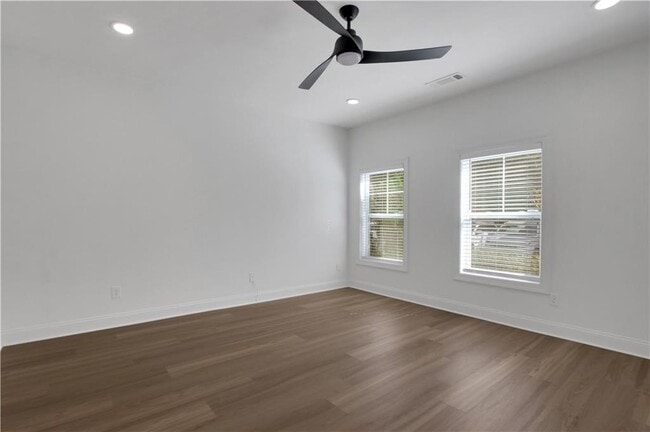 Building Photo - 1278 Linden Ct