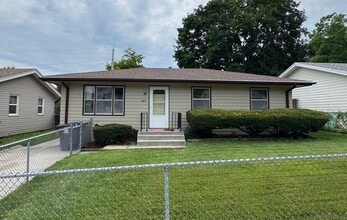 Building Photo - 307 Steven Cir