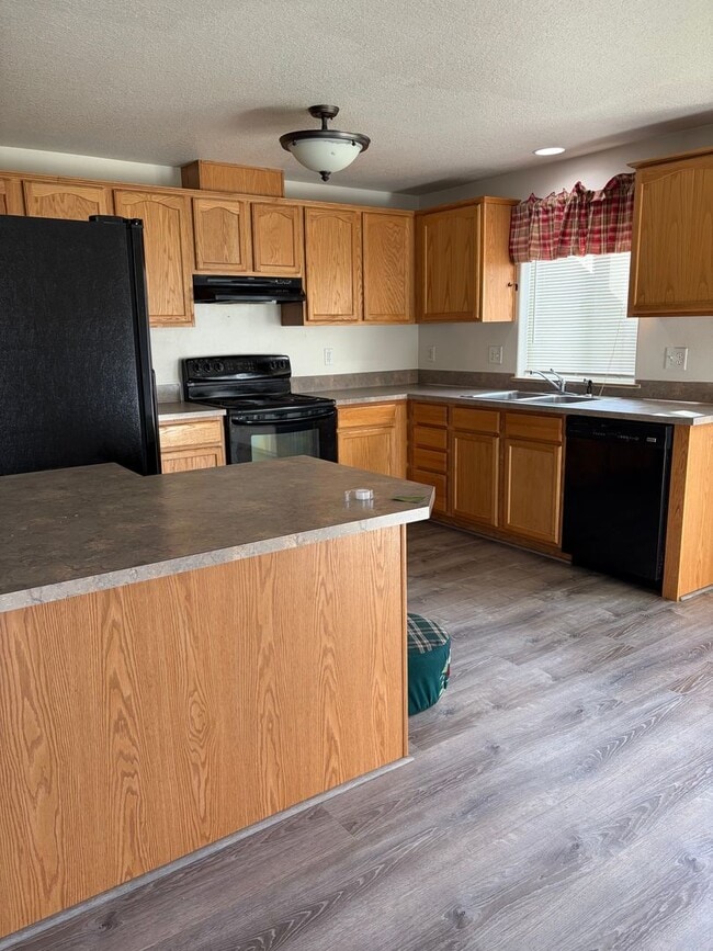 Building Photo - Ranch Style Home in Carlton