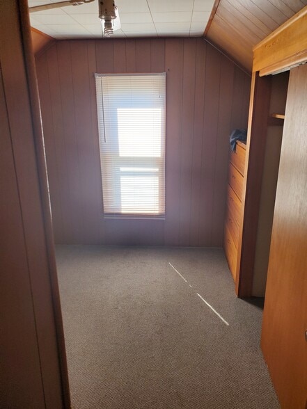 Bed 4 - 707 6th Ave