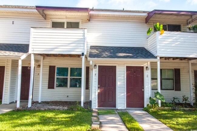 Primary Photo - 209 Cedar St