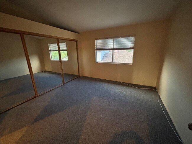 Building Photo - 22832 Banyan Pl
