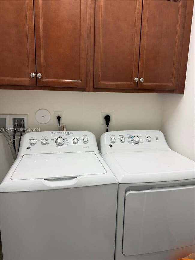 Building Photo - 3483 W 97th St