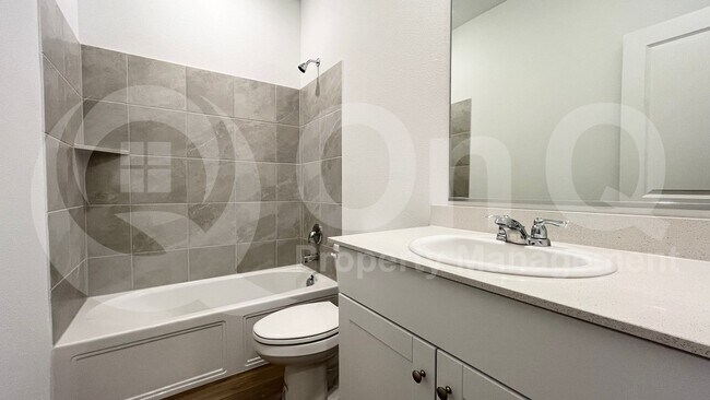 Building Photo - 3012 Chinkapin Ln