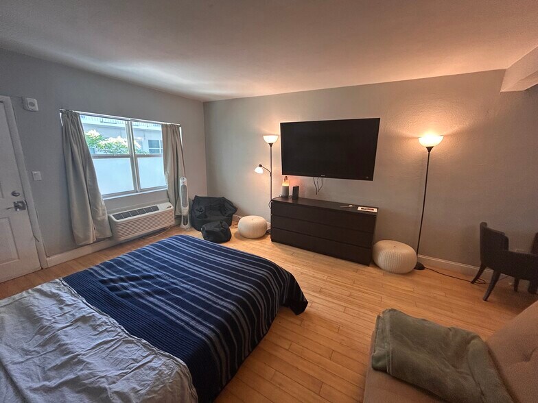 Building Photo - 8080 Tatum Waterway Dr