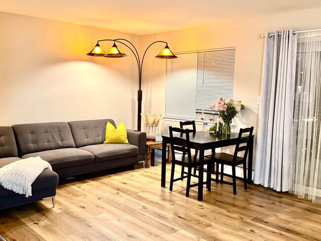 Building Photo - 535 S Cleveland Ave