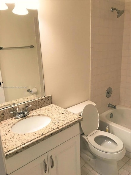 Building Photo - 3564 Magellan Cir