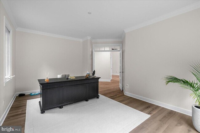 Building Photo - 20589 Myers Pl