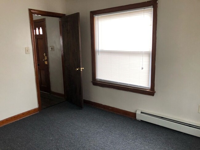 Building Photo - 1005 N Atherton St