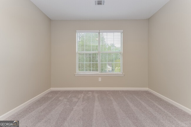 Building Photo - 704 Fieldstream Way