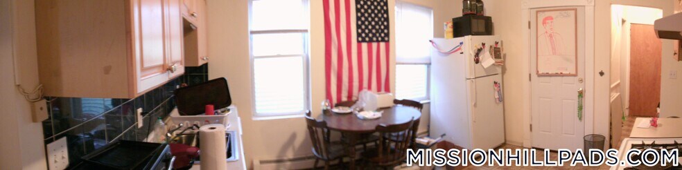 Building Photo - 34 Darling St