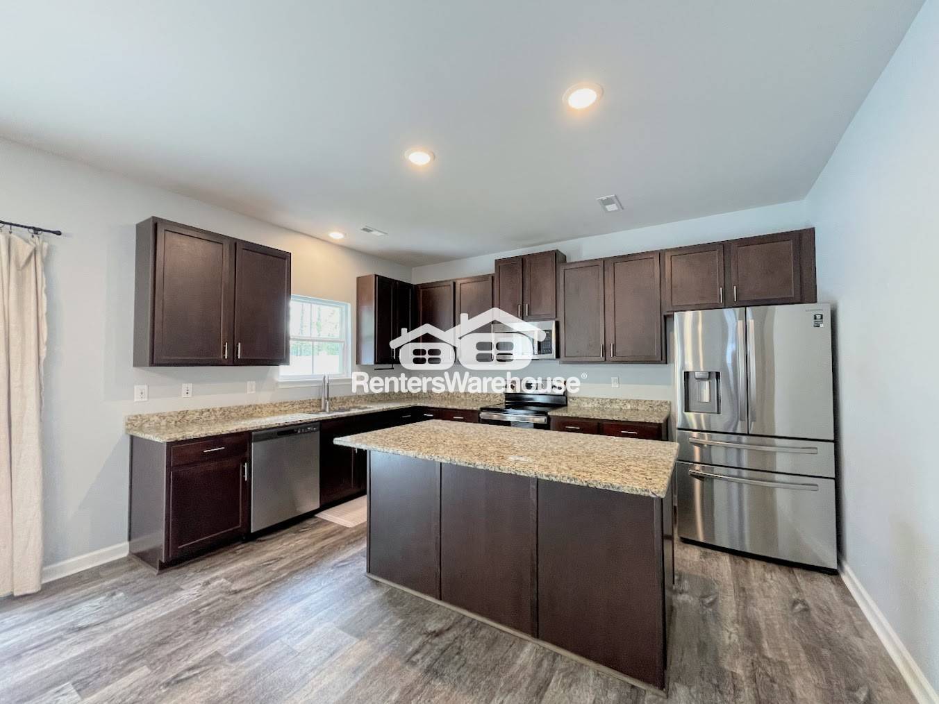 Building Photo - 155 American Wy