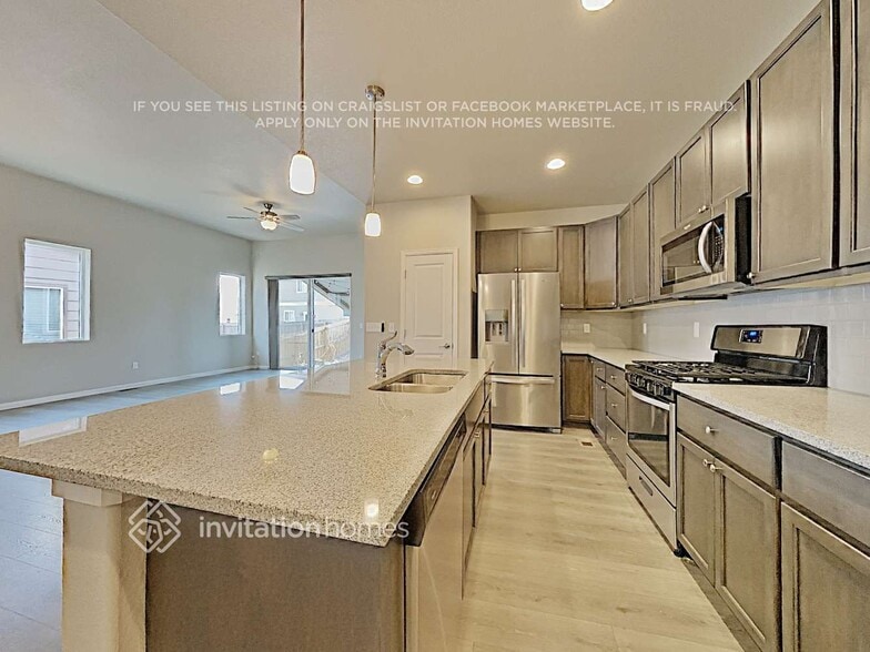 Building Photo - 4222 Prairie Dr