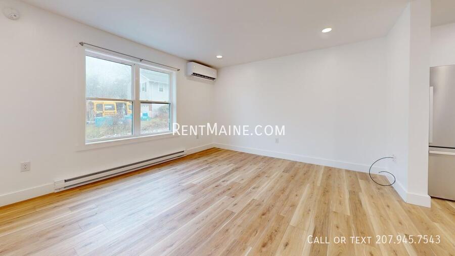 Building Photo - 167 Kennebec Rd
