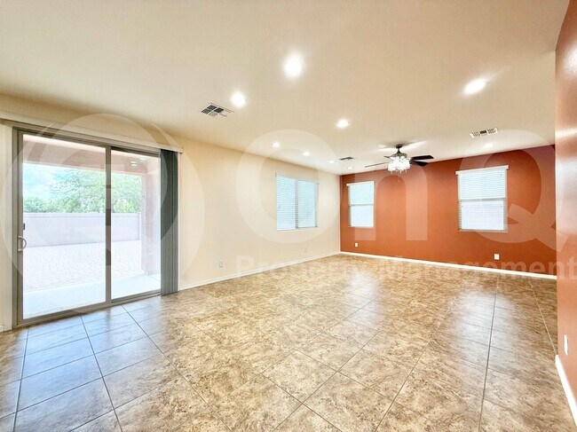 Building Photo - 4559 S Antonio