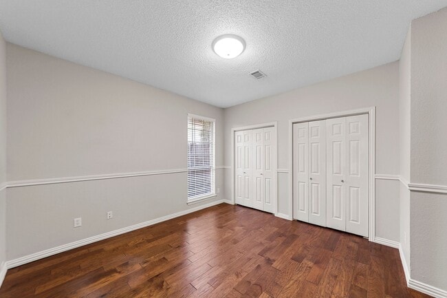 Building Photo - 7705 Case Dr