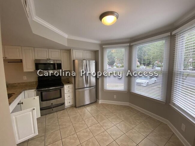 Building Photo - 37 Forest Glen Dr