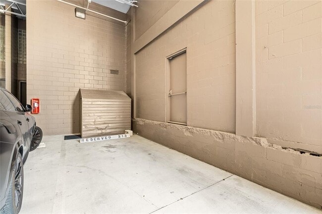 Building Photo - 213 N 12th St