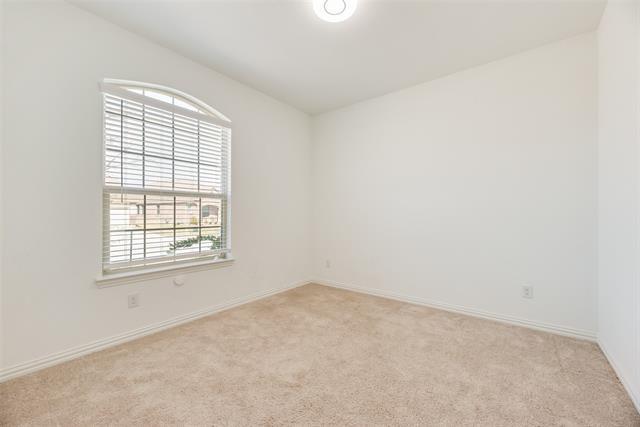 Building Photo - 7904 Blue Heron Ln