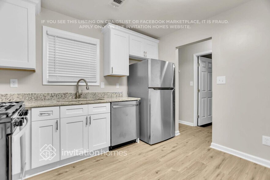 Building Photo - 4680 Cedar Park Trail