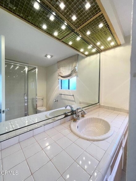 Building Photo - 127 Seaspray Way