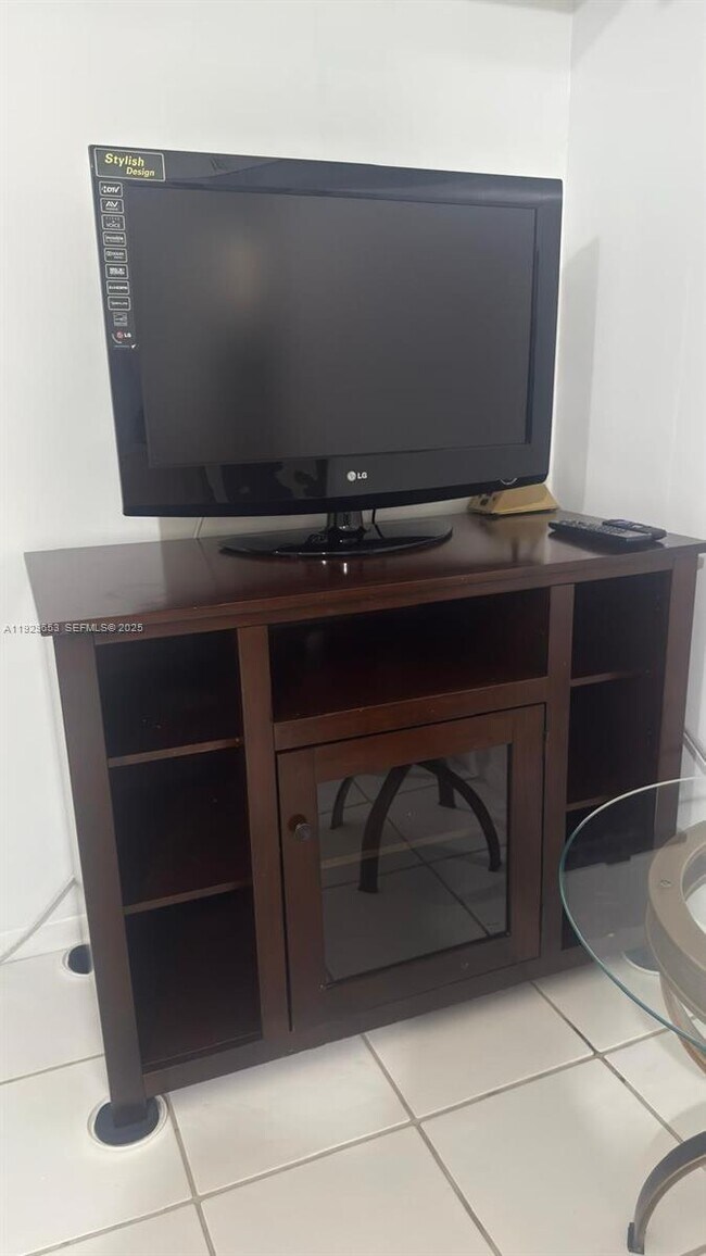 Building Photo - 12945 SW 116th St