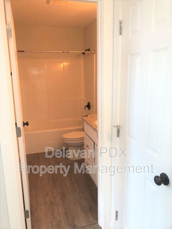 Building Photo - 1396 Kimber Ct
