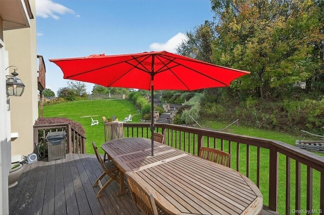 Building Photo - 11 Dorian Way