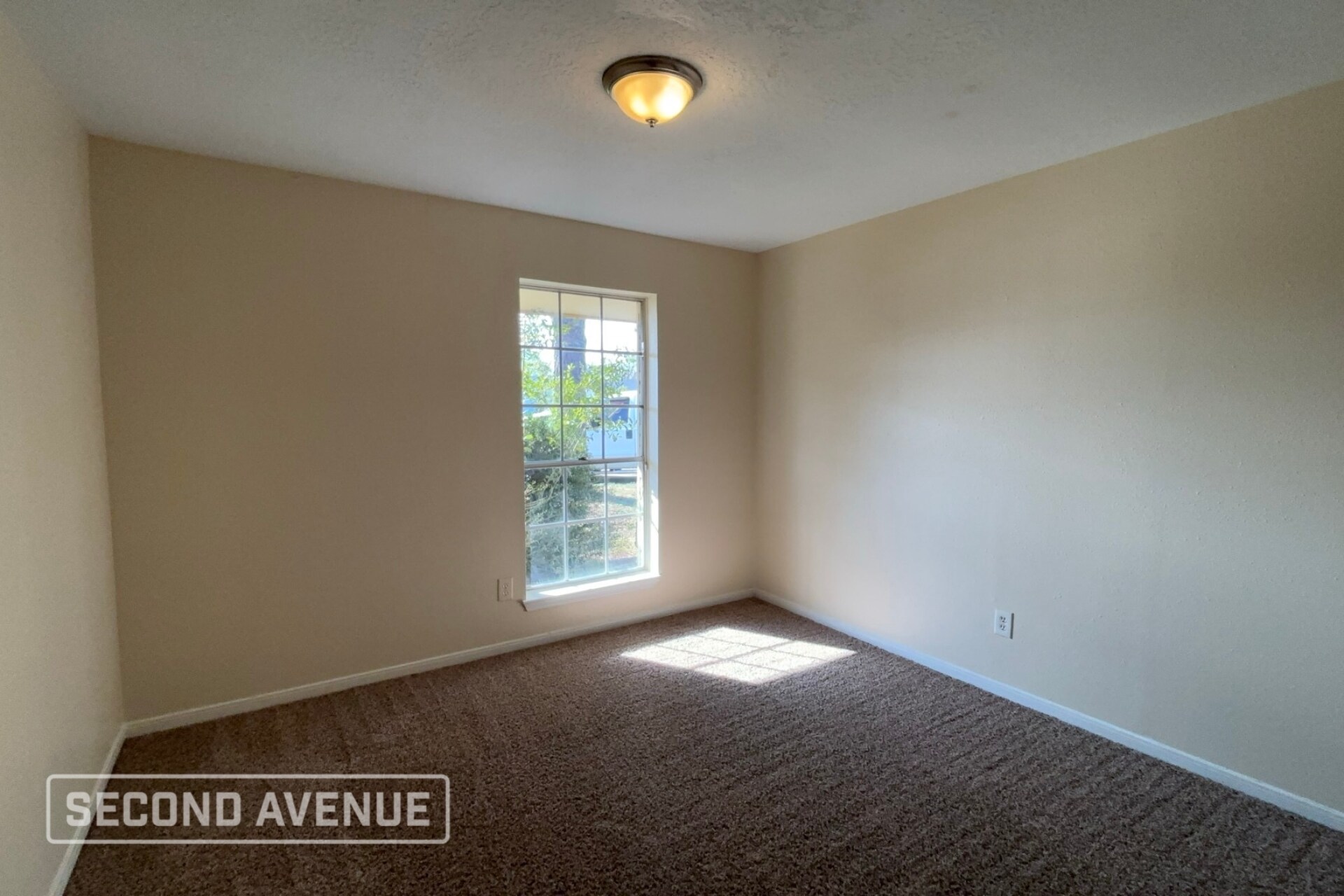 Building Photo - 7706 Waterchase Dr