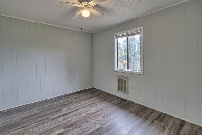 Building Photo - 2 Bedroom House Near Clemson University