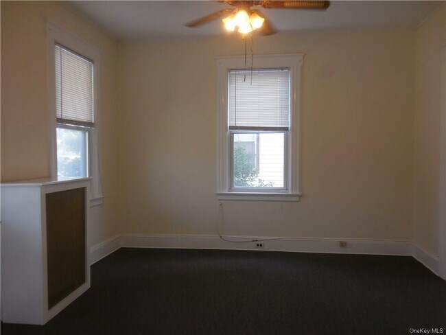 Building Photo - 458 Westchester Ave