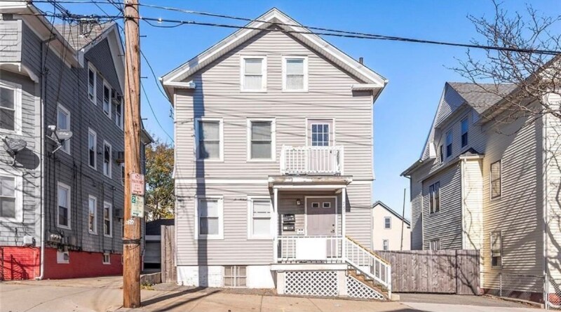 Building Photo - 751 Atwells Ave