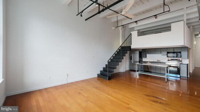 Building Photo - 1027 Arch St