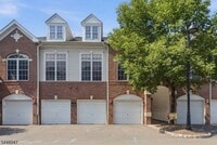 Building Photo - 408 Donato Cir