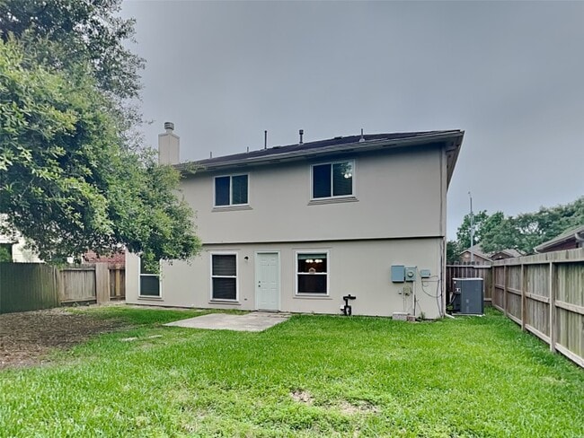 Building Photo - 26887 Castlecliff Ln