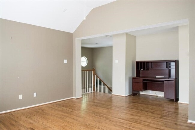 Building Photo - 2027 St Anne Dr