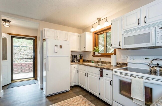 Building Photo - 287 Casper Ct