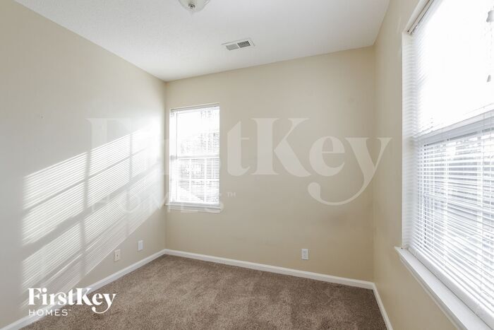 Building Photo - 7835 Katherine Dr