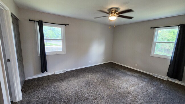 Building Photo - 418 Assembly Dr