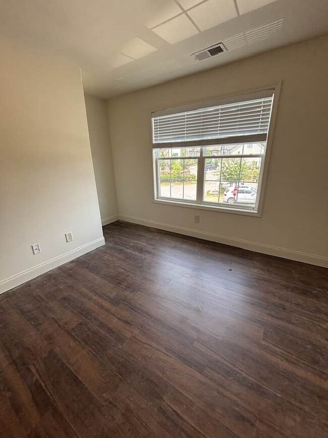 Building Photo - 4147 Lennox Wy